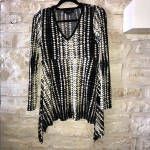 Karen Kane Flowy Top